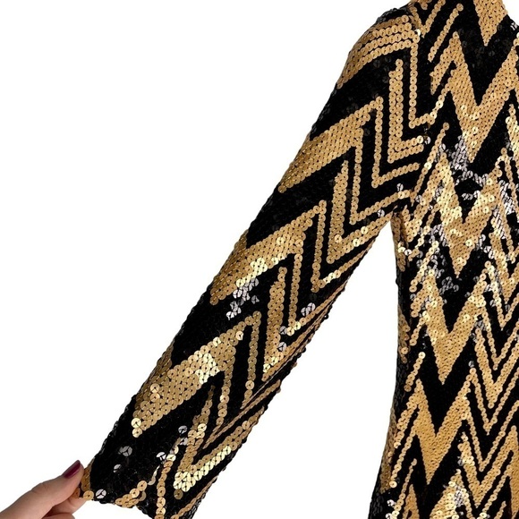 ARK & CO. SEQUIN EMBELLISHED CHEVRON STRIPE 3/4 SLEEVE FITTED SHEATH DRESS - Picture 12 of 16